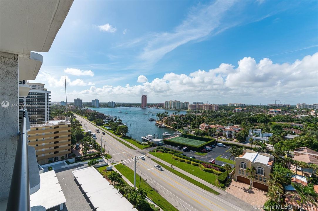Vendido Recientemente: $1,495,000 (2 camas, 2 baños, 1526 Pies cuadrados)