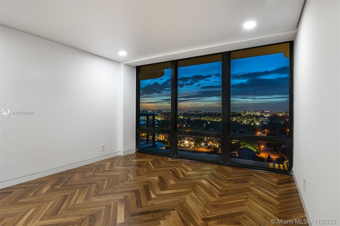 Vendido Recientemente: $1,495,000 (2 camas, 2 baños, 1526 Pies cuadrados)
