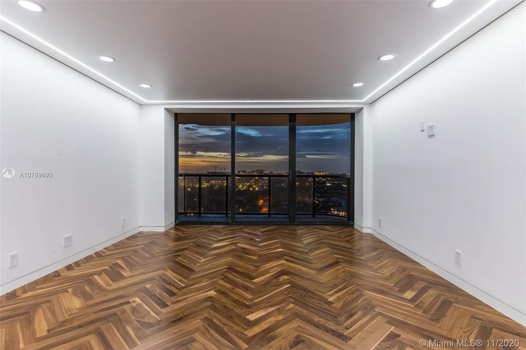 Vendido Recientemente: $1,495,000 (2 camas, 2 baños, 1526 Pies cuadrados)
