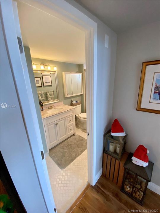 GUEST BATHROOM