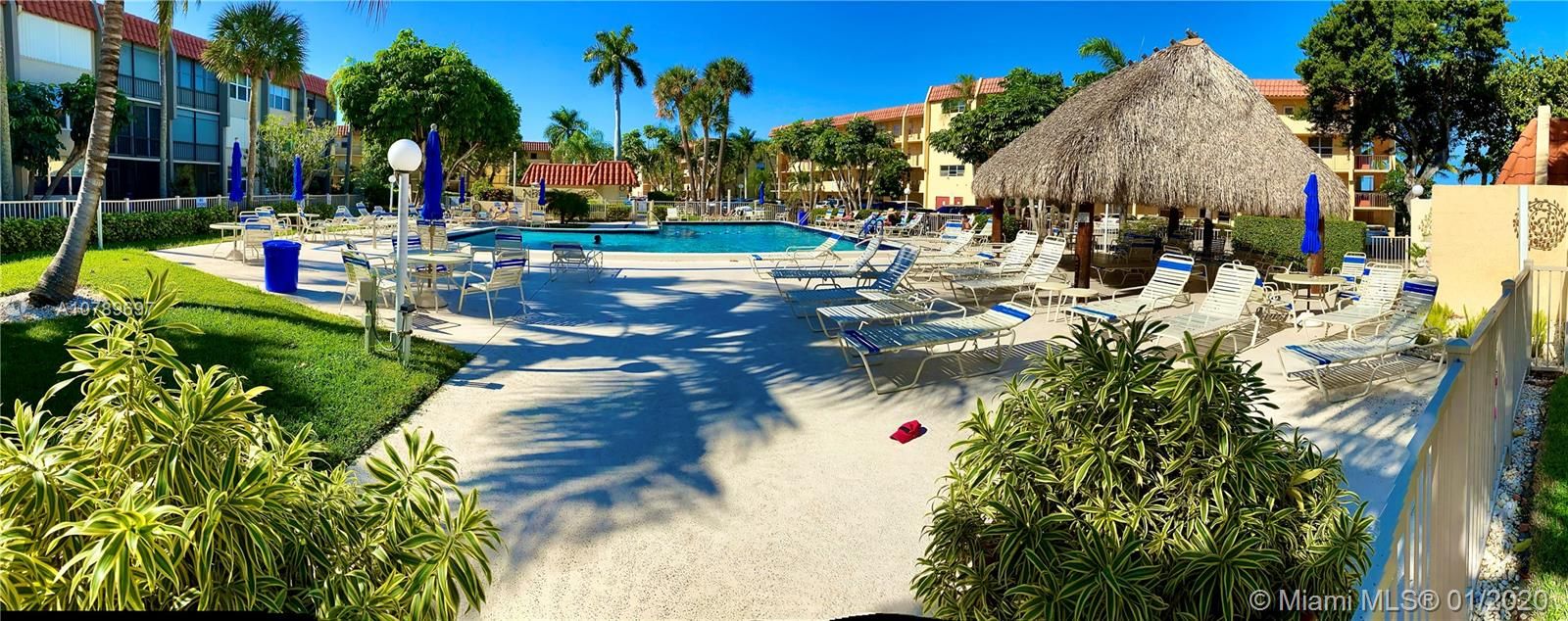 COMMUNITY HEATED POOL