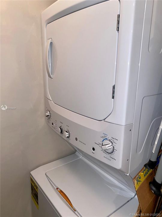 IN-UNIT WASHER/DRYER