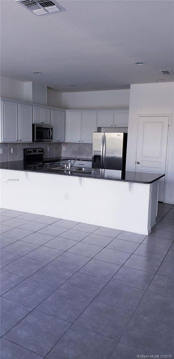 Recently Rented: $1,750 (4 beds, 3 baths, 0 Square Feet)