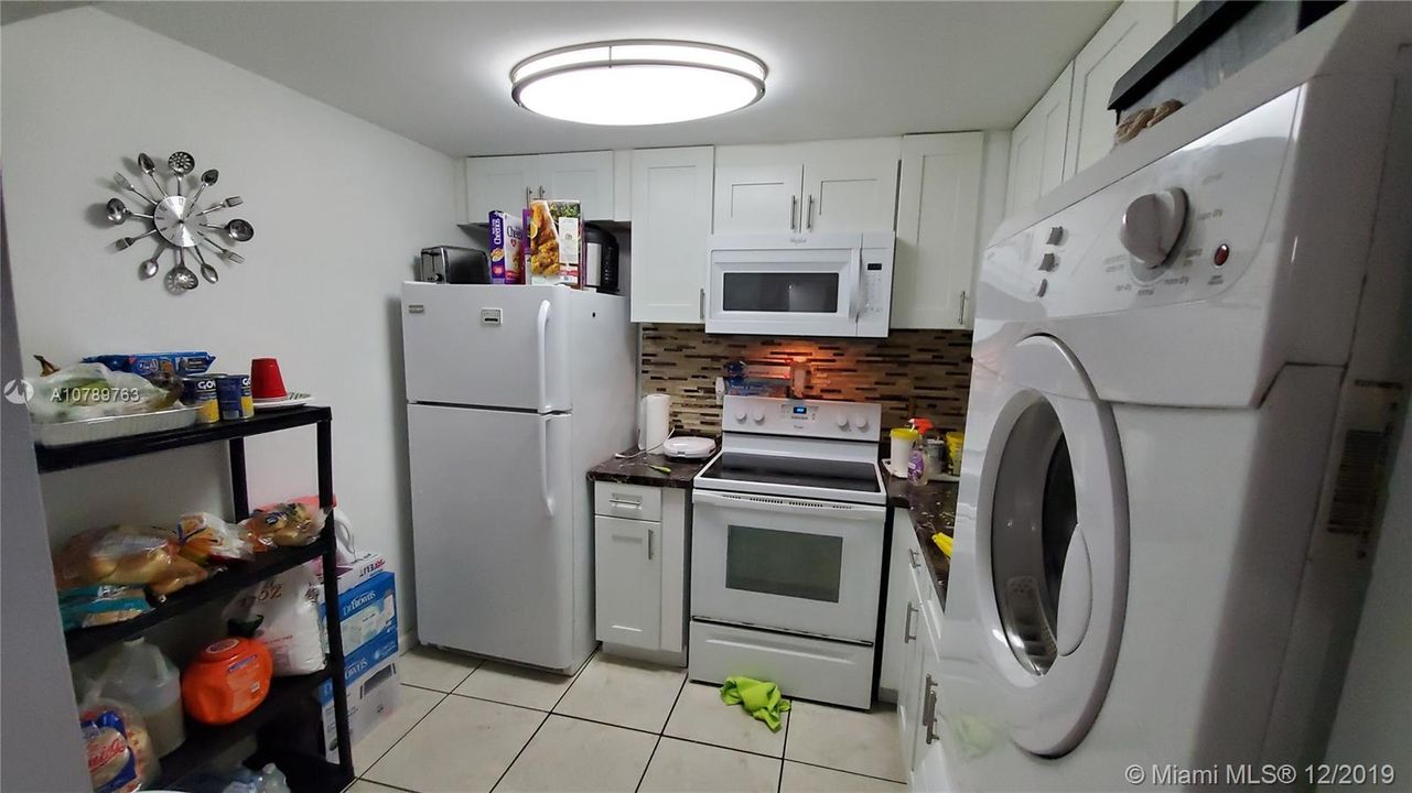 Vendido Recientemente: $152,000 (2 camas, 1 baños, 760 Pies cuadrados)