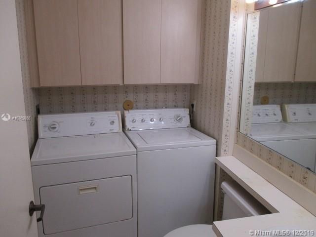 Vendido Recientemente: $150,000 (2 camas, 2 baños, 1374 Pies cuadrados)