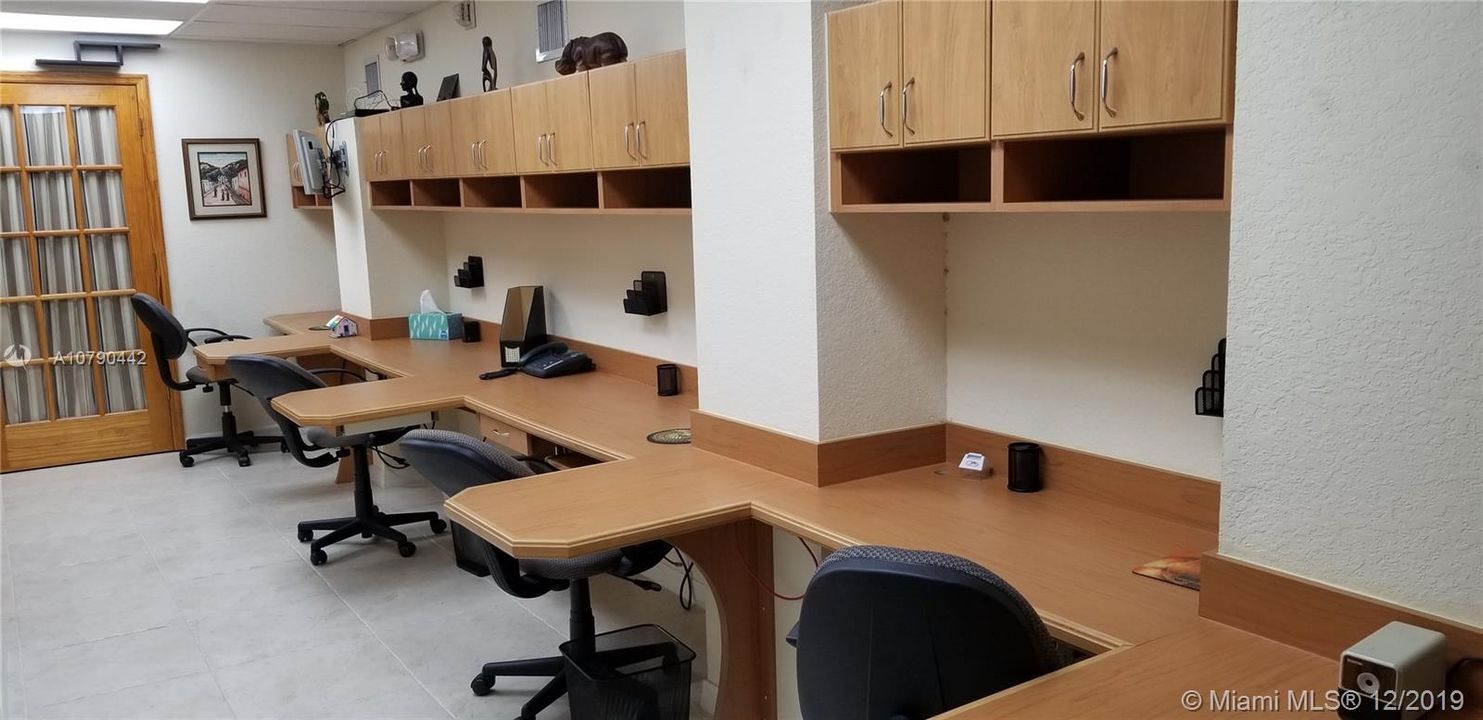 Recently Rented: $600 (0 beds, 0 baths, 1387 Square Feet)