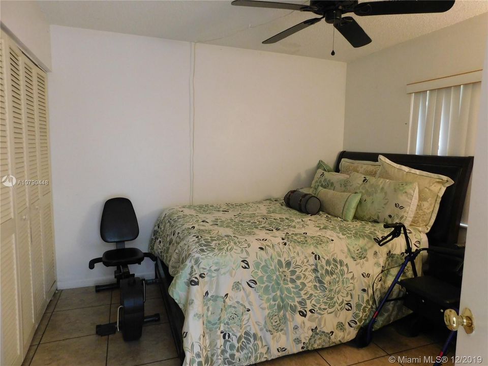 Vendido Recientemente: $255,000 (3 camas, 2 baños, 1590 Pies cuadrados)