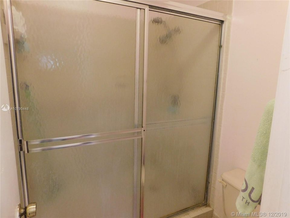 Vendido Recientemente: $255,000 (3 camas, 2 baños, 1590 Pies cuadrados)