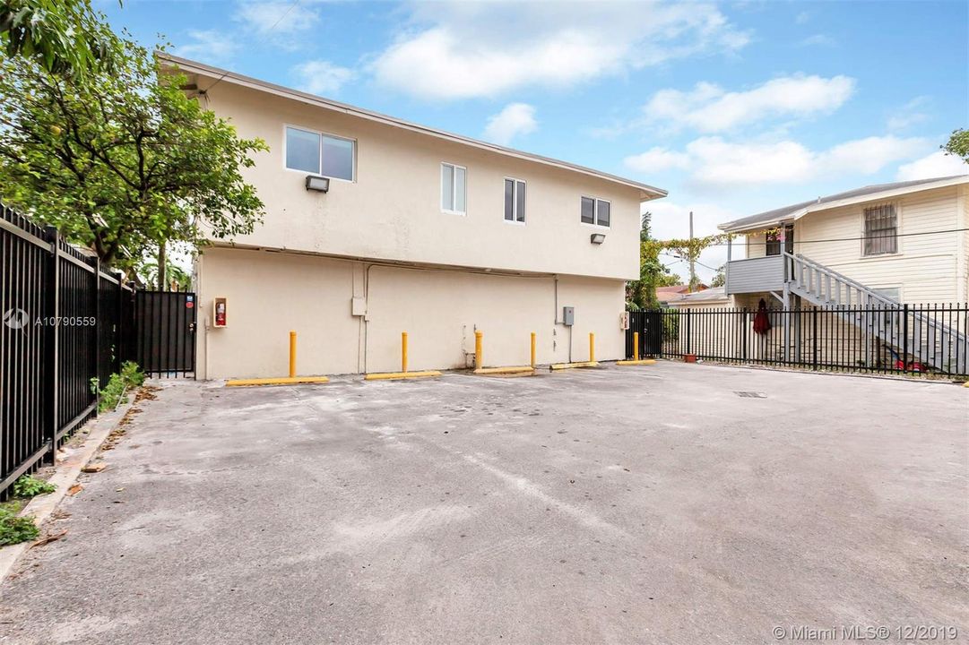 Vendido Recientemente: $1,585,000 (0 camas, 0 baños, 1284 Pies cuadrados)