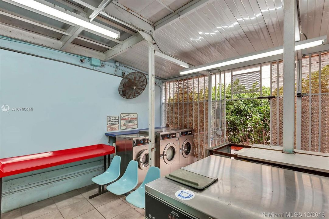 Vendido Recientemente: $1,585,000 (0 camas, 0 baños, 1284 Pies cuadrados)