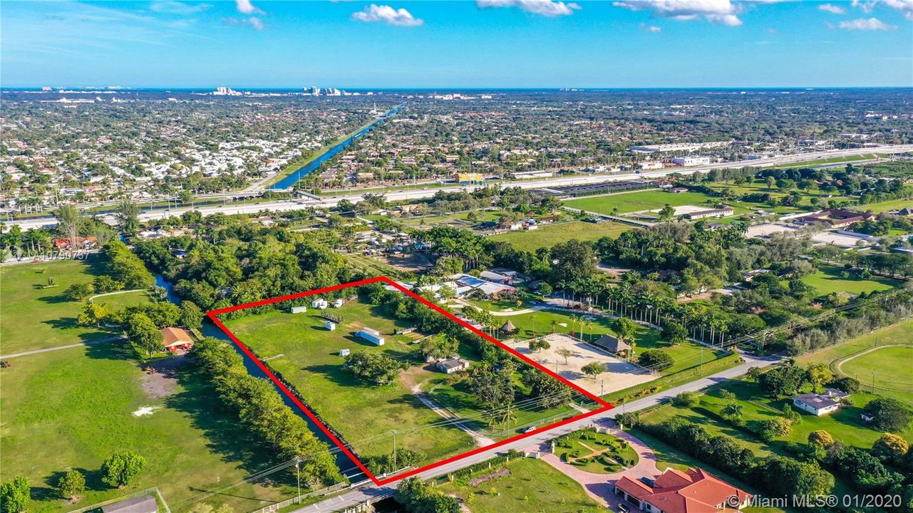 Vendido Recientemente: $1,750,000 (3 camas, 1 baños, 5779 Pies cuadrados)