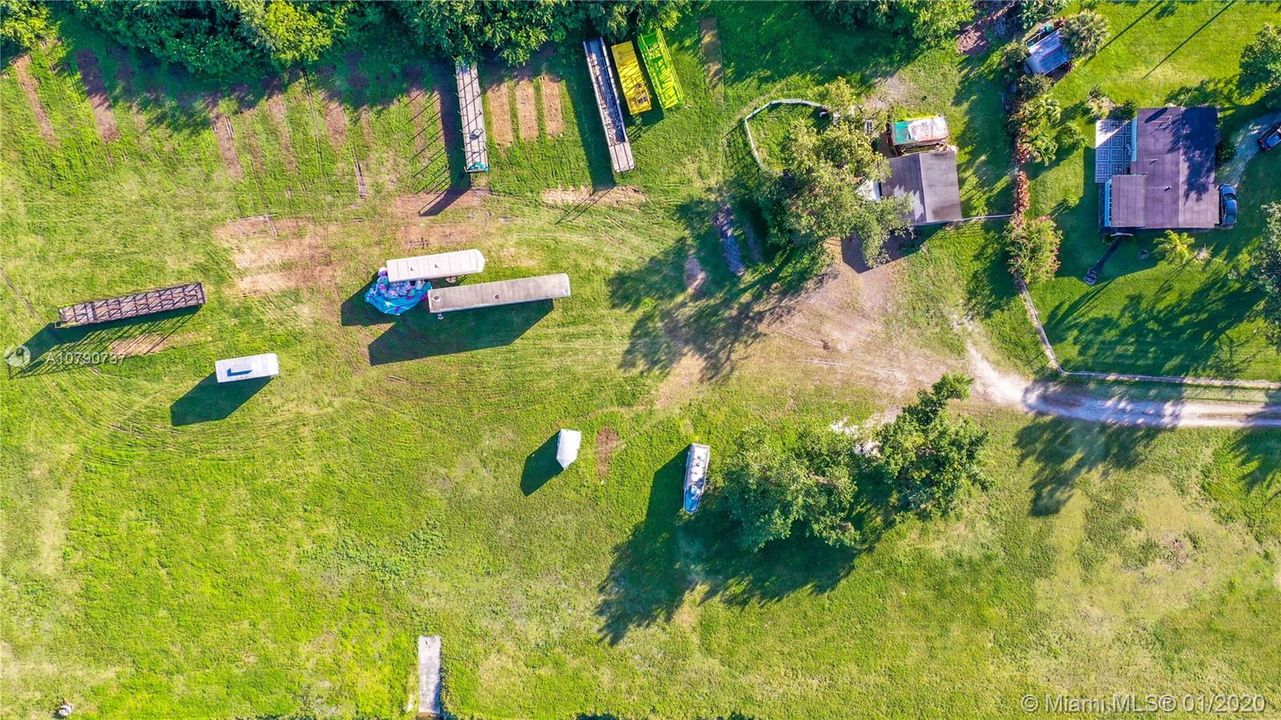 Vendido Recientemente: $1,750,000 (3 camas, 1 baños, 5779 Pies cuadrados)