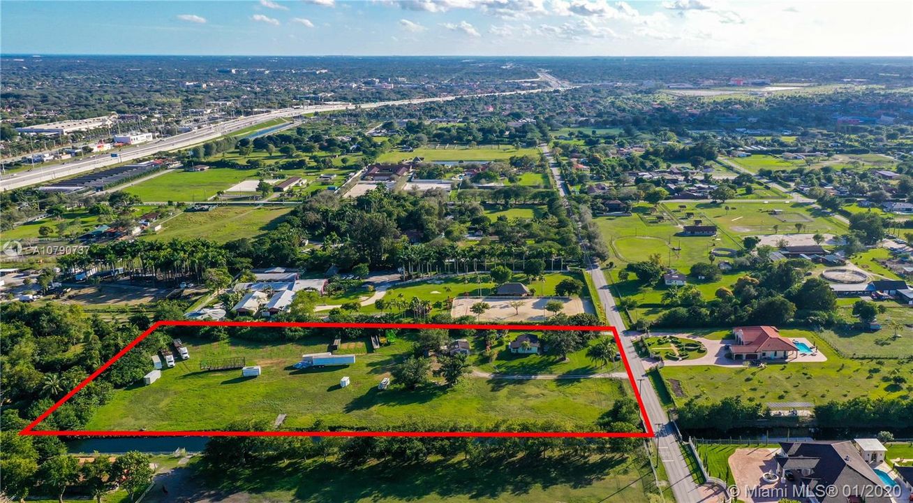 Vendido Recientemente: $1,750,000 (3 camas, 1 baños, 5779 Pies cuadrados)