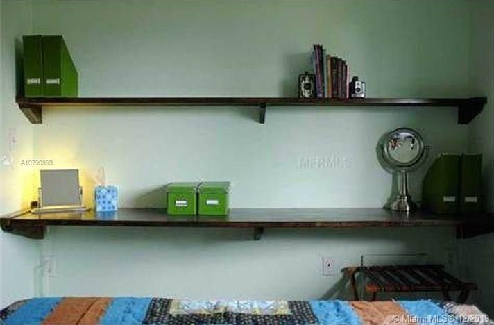 Vendido Recientemente: $77,000 (2 camas, 1 baños, 1012 Pies cuadrados)