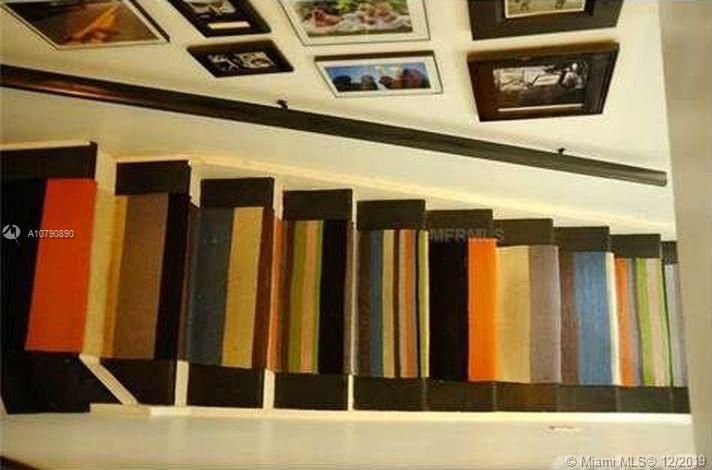 Vendido Recientemente: $77,000 (2 camas, 1 baños, 1012 Pies cuadrados)