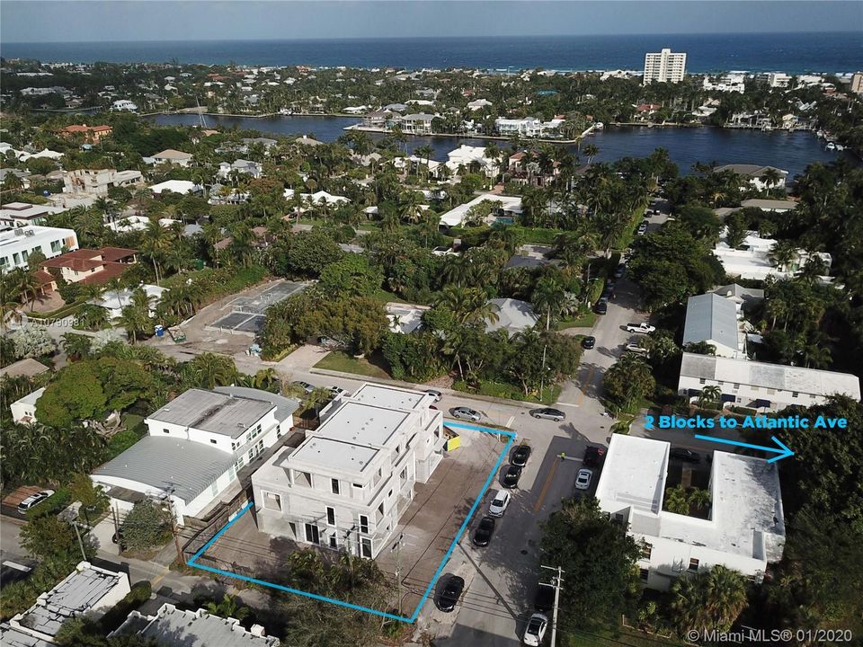 Recently Sold: $1,750,000 (3 beds, 3 baths, 2500 Square Feet)