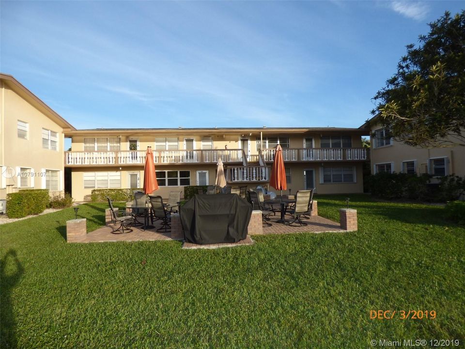Vendido Recientemente: $29,900 (1 camas, 1 baños, 615 Pies cuadrados)