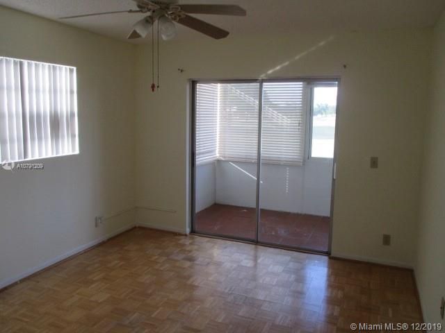 Recently Sold: $64,900 (2 beds, 2 baths, 907 Square Feet)