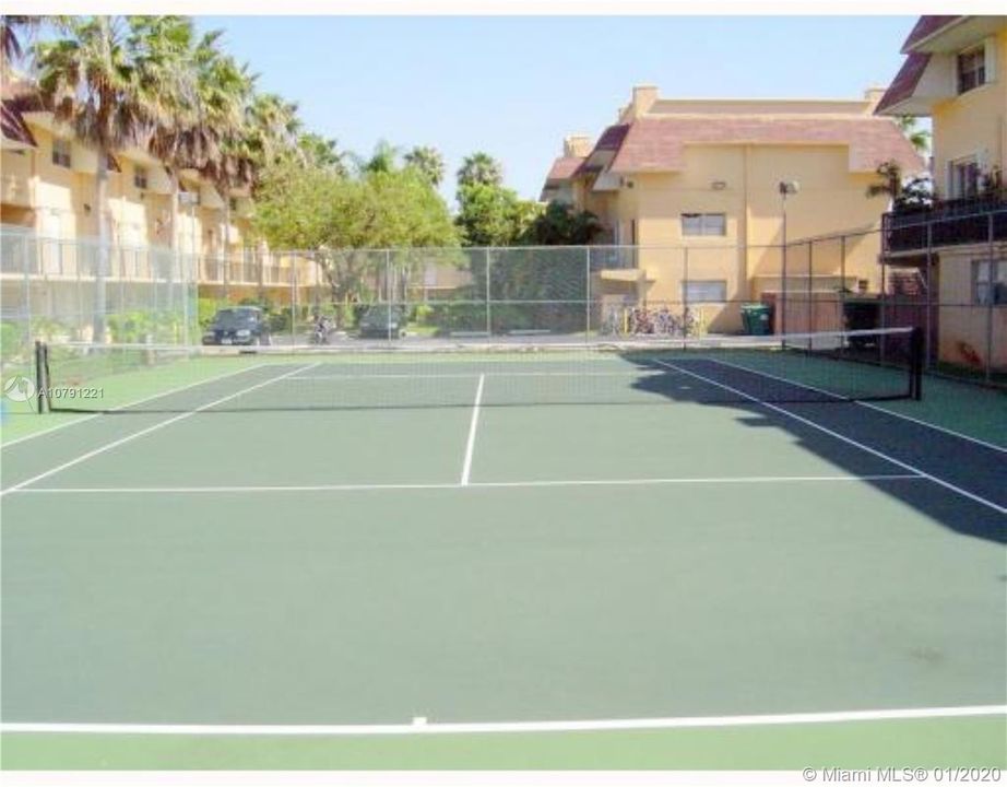 Недавно арендовано: $1,600 (2 спален, 1 ванн, 900 Квадратных фут)