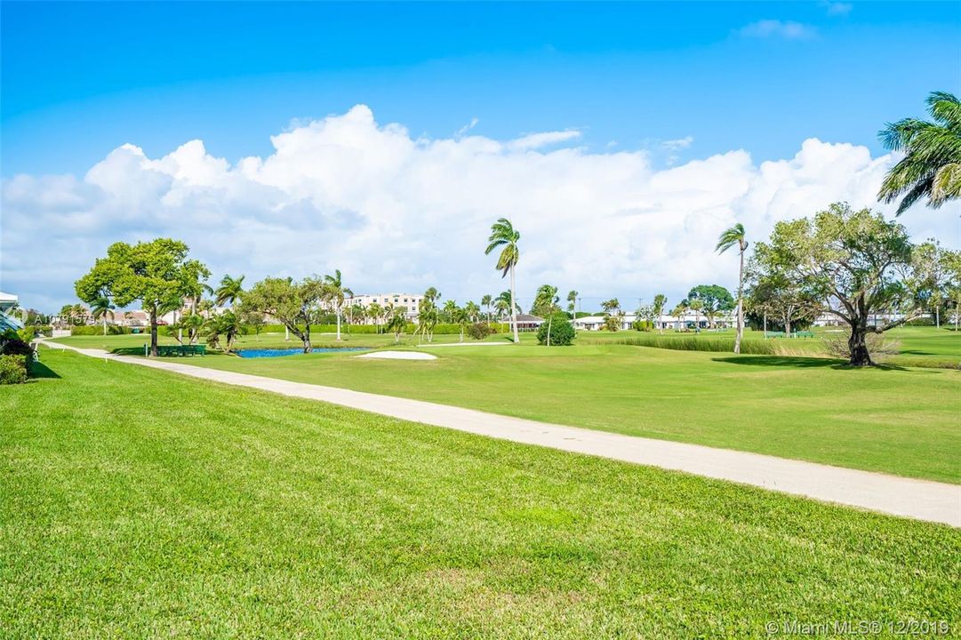 Recently Sold: $142,000 (2 beds, 2 baths, 901 Square Feet)