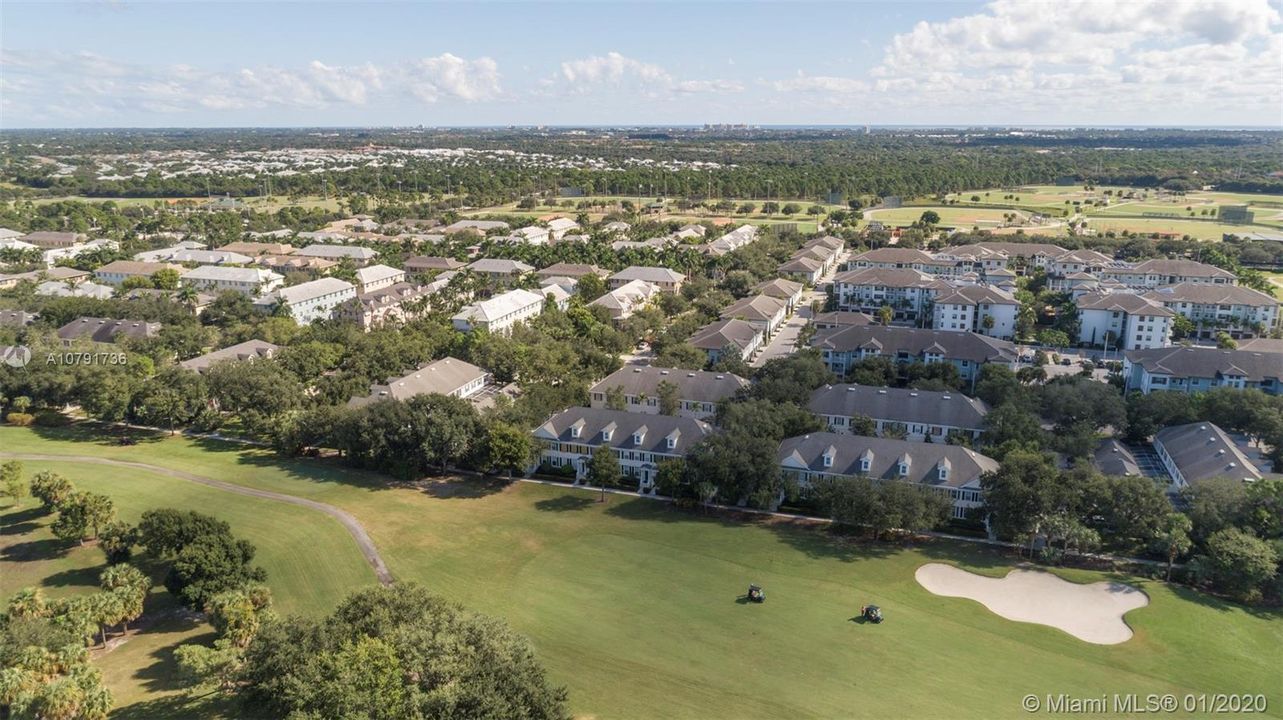 Recently Sold: $324,000 (3 beds, 2 baths, 1611 Square Feet)