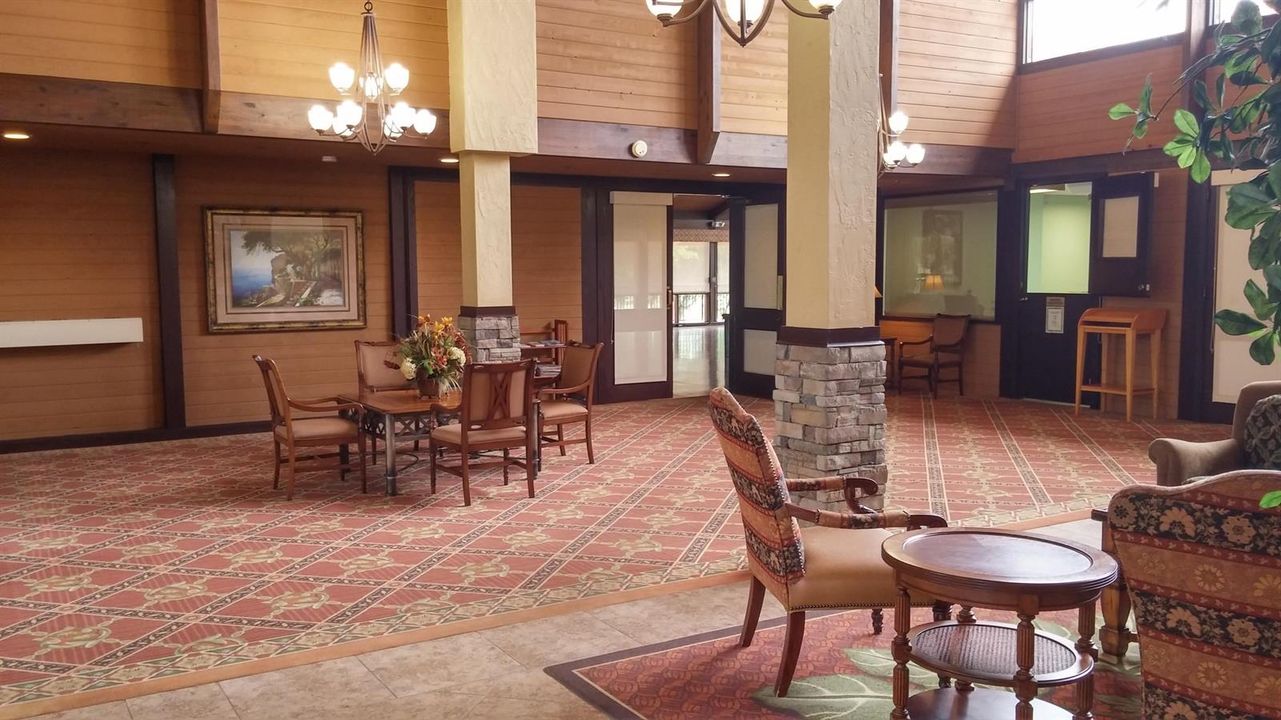 CLUB HOUSE2