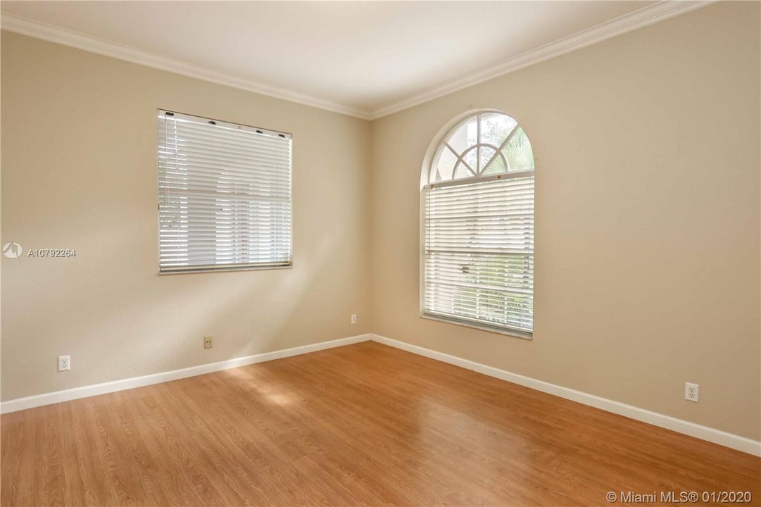 Recently Sold: $615,000 (4 beds, 3 baths, 2767 Square Feet)