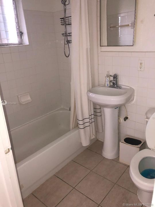Recently Rented: $800 (1 beds, 1 baths, 0 Square Feet)