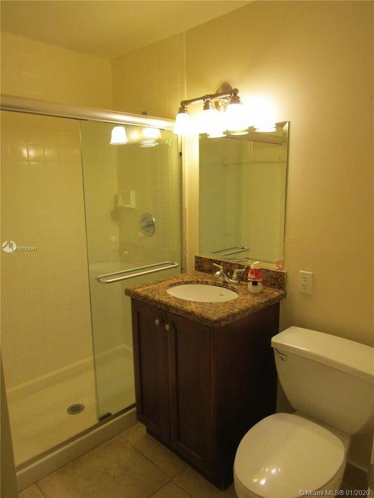 Recently Rented: $1,400 (2 beds, 2 baths, 980 Square Feet)