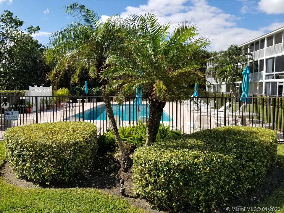 Vendido Recientemente: $220,000 (2 camas, 2 baños, 1092 Pies cuadrados)