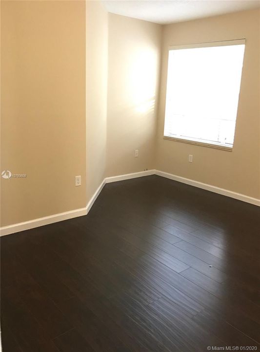 Recently Sold: $425,900 (5 beds, 2 baths, 2888 Square Feet)