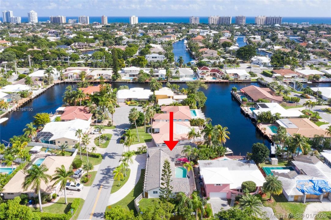 Недавно продано: $899,999 (4 спален, 3 ванн, 2362 Квадратных фут)