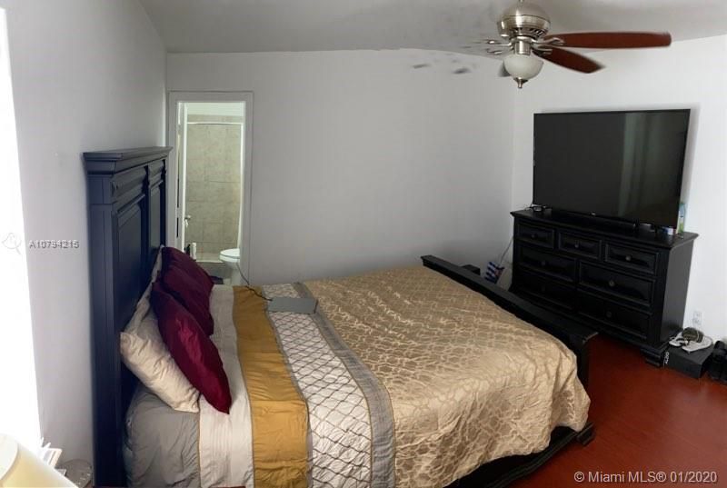 Recently Rented: $800 (1 beds, 1 baths, 1358 Square Feet)