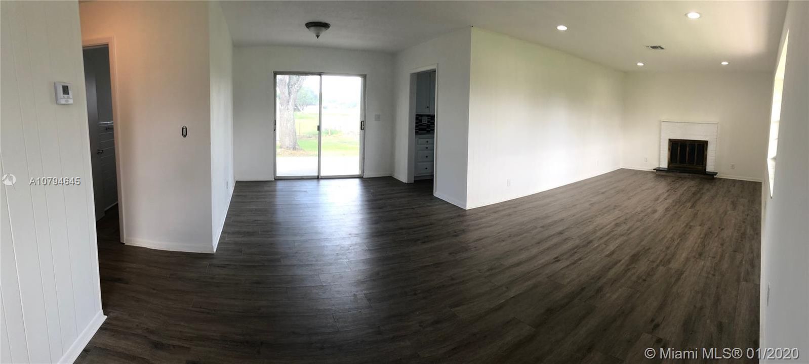 Recently Rented: $4,000 (2 beds, 1 baths, 1050 Square Feet)