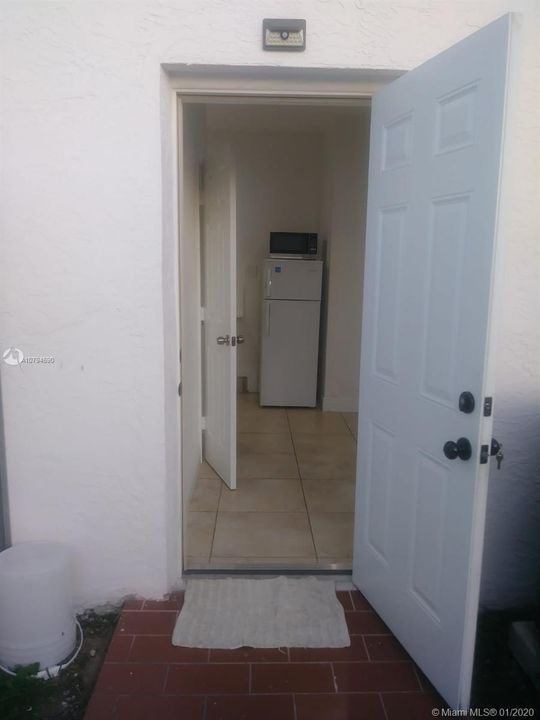 Recently Rented: $850 (1 beds, 1 baths, 1100 Square Feet)