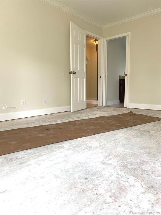 Recently Sold: $369,000 (3 beds, 2 baths, 1792 Square Feet)