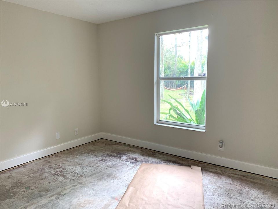 Recently Sold: $369,000 (3 beds, 2 baths, 1792 Square Feet)
