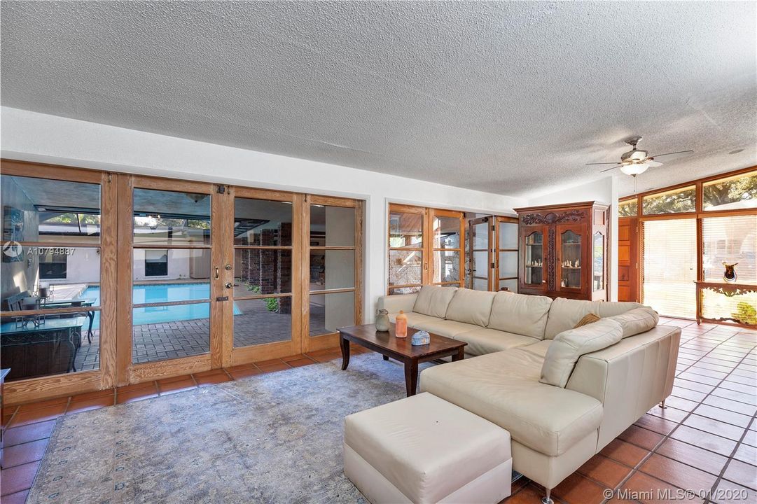 Recently Sold: $1,179,000 (3 beds, 3 baths, 3929 Square Feet)