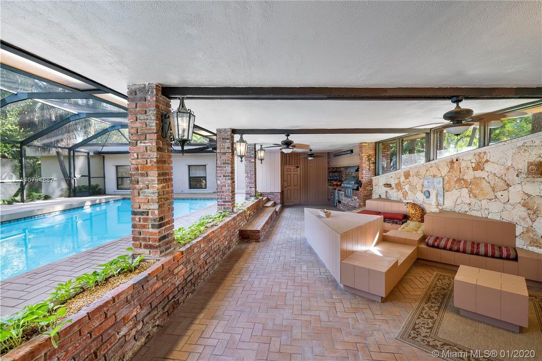 Recently Sold: $1,179,000 (3 beds, 3 baths, 3929 Square Feet)