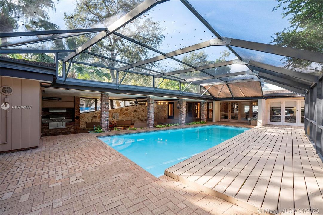 Recently Sold: $1,179,000 (3 beds, 3 baths, 3929 Square Feet)