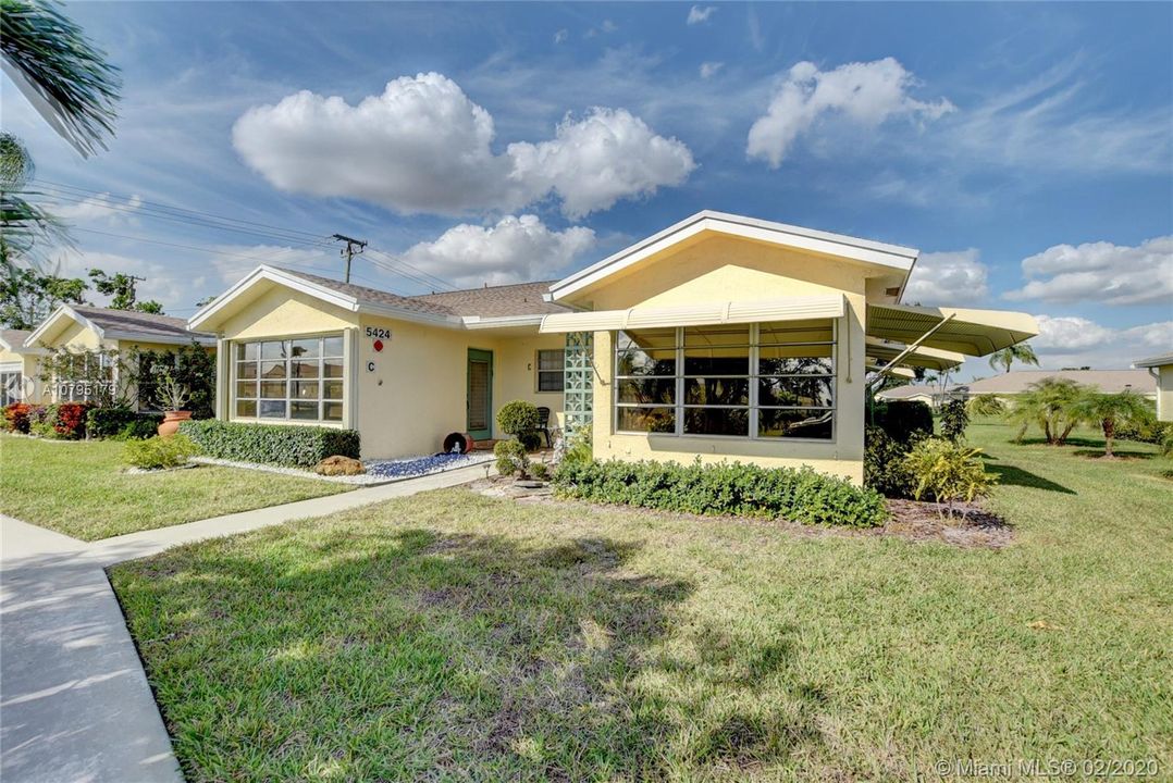 Vendido Recientemente: $87,000 (1 camas, 1 baños, 1068 Pies cuadrados)