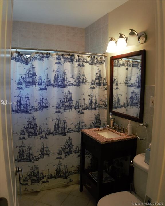 Недавно арендовано: $1,995 (2 спален, 2 ванн, 1150 Квадратных фут)