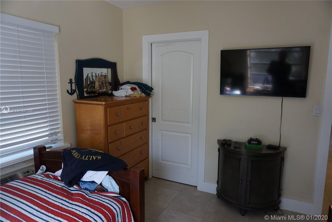 Недавно арендовано: $1,995 (2 спален, 2 ванн, 1150 Квадратных фут)