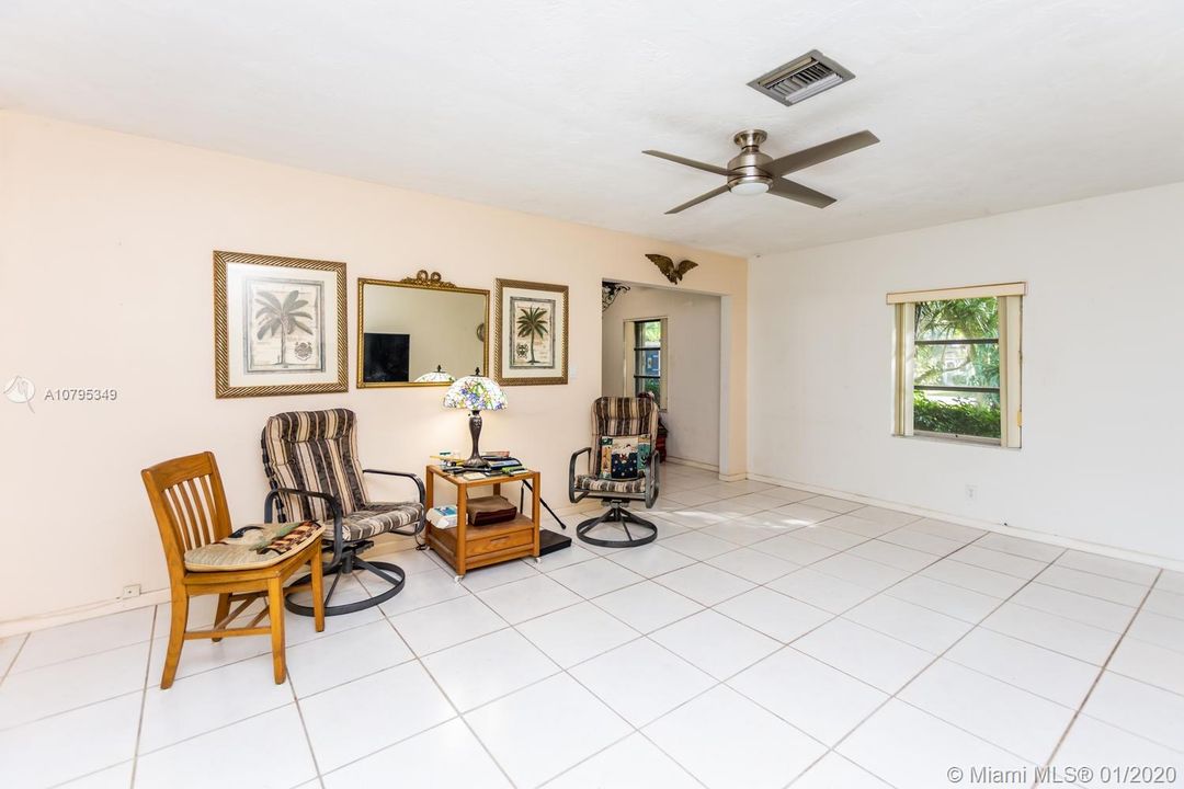 Recently Sold: $499,900 (3 beds, 3 baths, 1532 Square Feet)