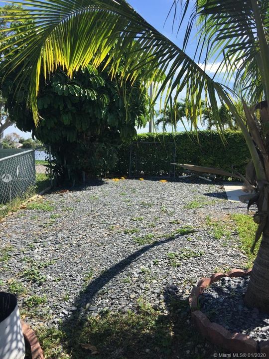 Vendido Recientemente: $90,000 (3 camas, 1 baños, 0 Pies cuadrados)