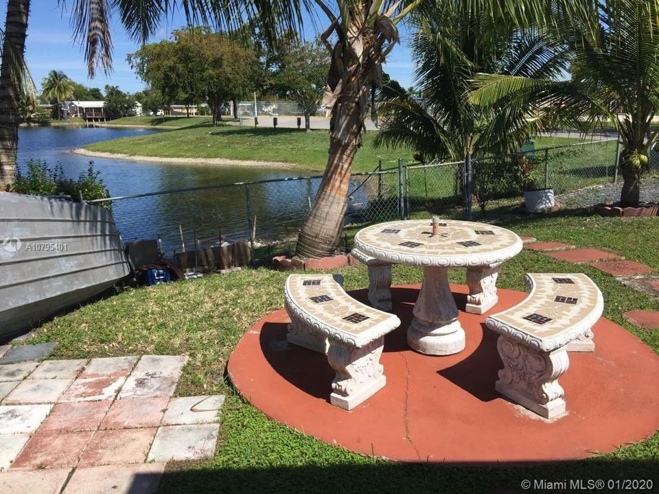 Vendido Recientemente: $90,000 (3 camas, 1 baños, 0 Pies cuadrados)
