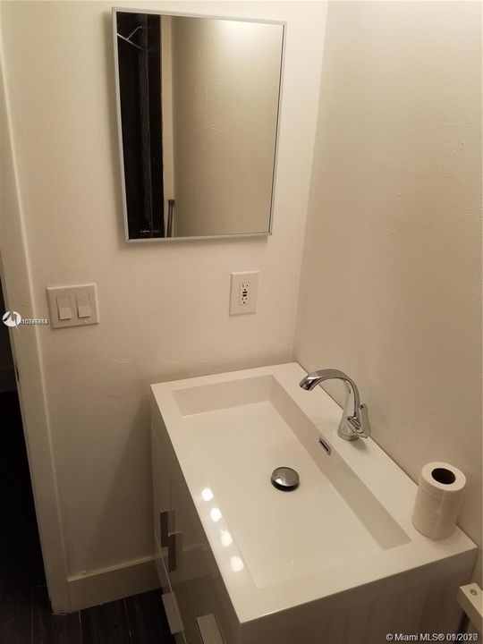 Vendido Recientemente: $135,000 (2 camas, 2 baños, 1350 Pies cuadrados)