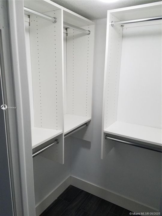 Vendido Recientemente: $135,000 (2 camas, 2 baños, 1350 Pies cuadrados)