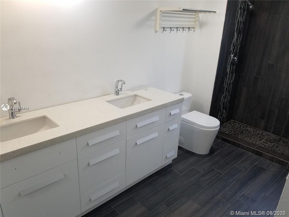 Vendido Recientemente: $135,000 (2 camas, 2 baños, 1350 Pies cuadrados)