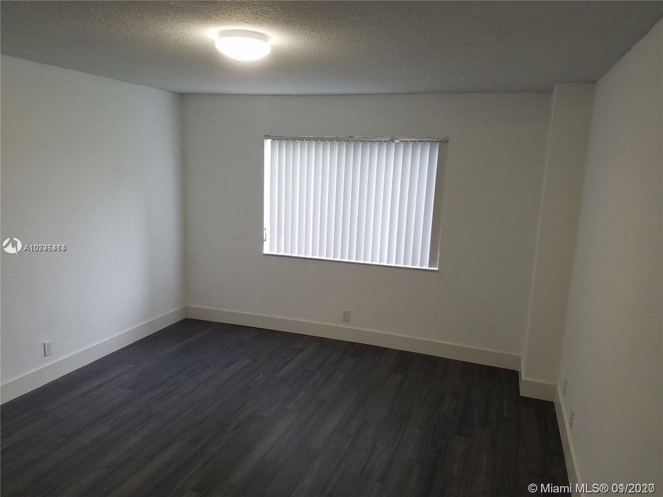 Vendido Recientemente: $135,000 (2 camas, 2 baños, 1350 Pies cuadrados)